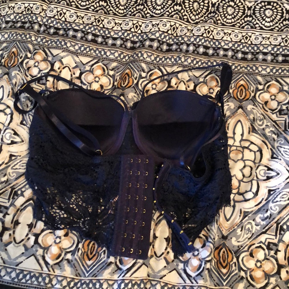 Lace Bra - Picture 4 of 5
